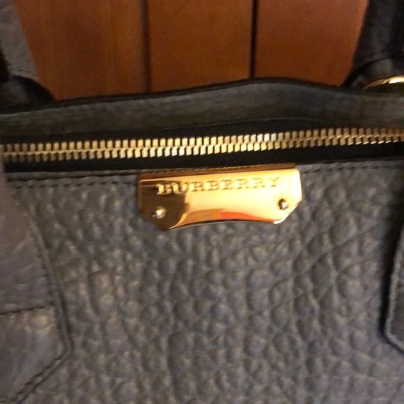 Burberry medium grey dewsbury tote with strap - Picture 2 of 7